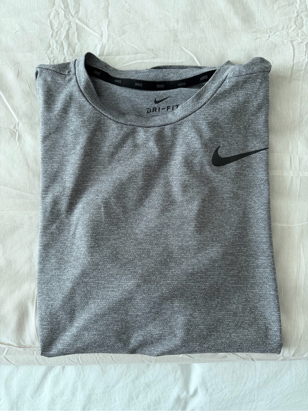 Nike Men's Gray Dri-FIT Short Sleeve Heather Tee Size M